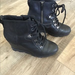 These are gently used